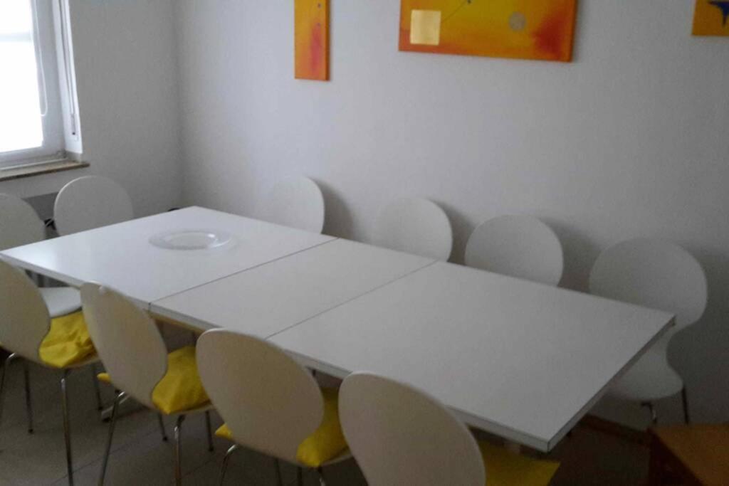 Grosse Wohnung 20 Km Von Koeln Bis Zu 17 Personen Rösrath Exteriör bild