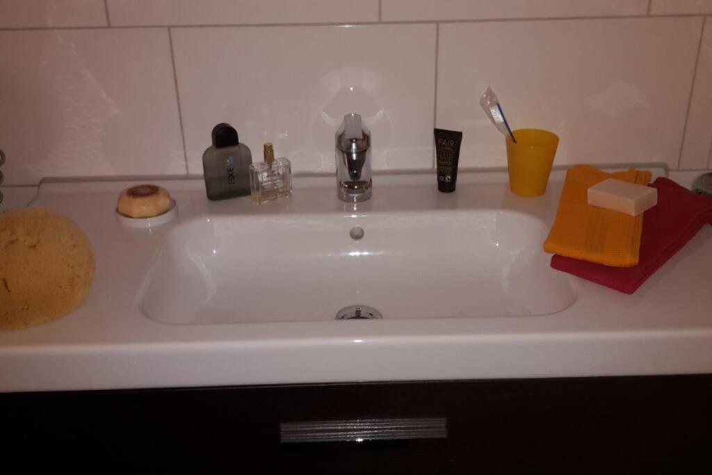 Grosse Wohnung 20 Km Von Koeln Bis Zu 17 Personen Rösrath Exteriör bild